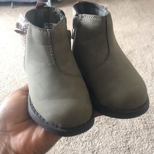 BRAND NEW BABY BOOTS